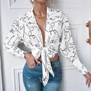 White long sleeve crop top